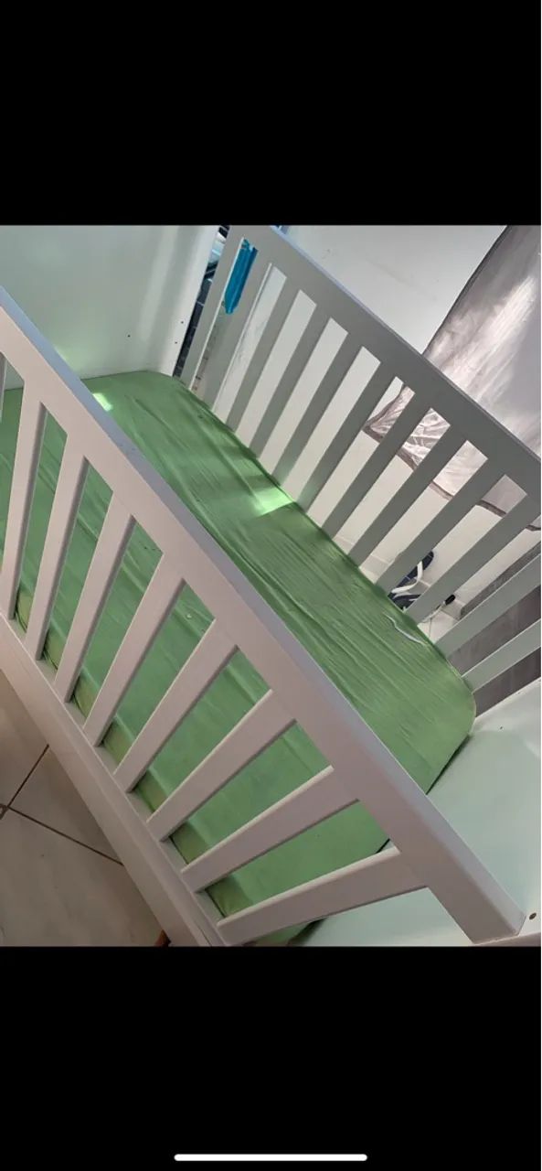 Crib that turns into bed + mattress64374837541762120
