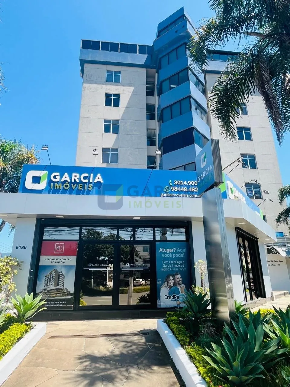 Sala Comercial à Venda e Aluguel na avenida Assis Brasil em Porto Alegre