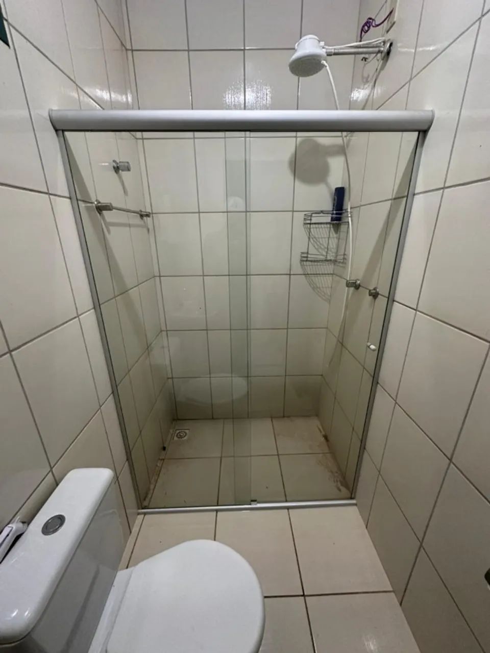 Rancho de Pesca. 5 Qts- Piscina - Pesqueiro - Sky -Internet- Ar Cond. - Deck Gigantesco - Foto 4