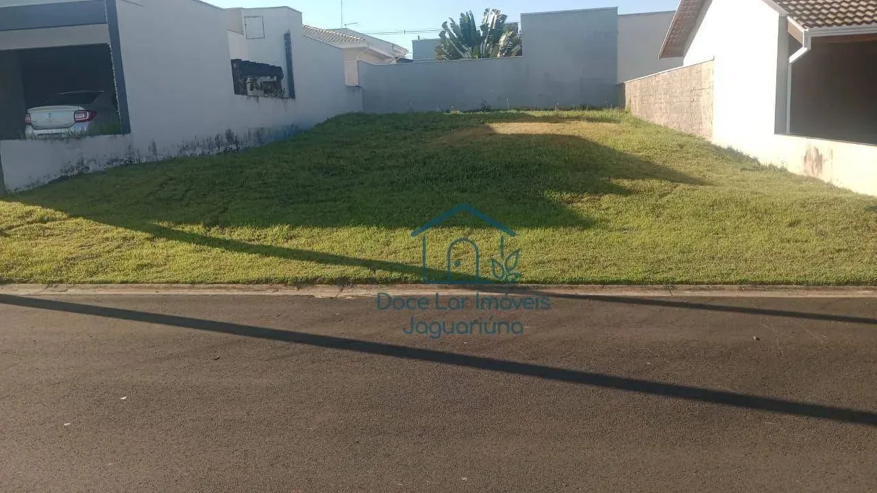 Terreno à venda, 300 m² por R$ 235.000,00 - Condomínio Villa Guedes - Jaguariúna/SP