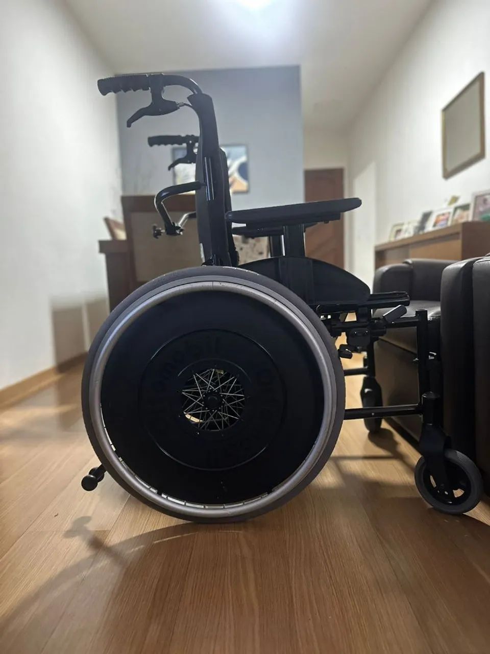 Cadeira de rodas reclinável Ortomobil 