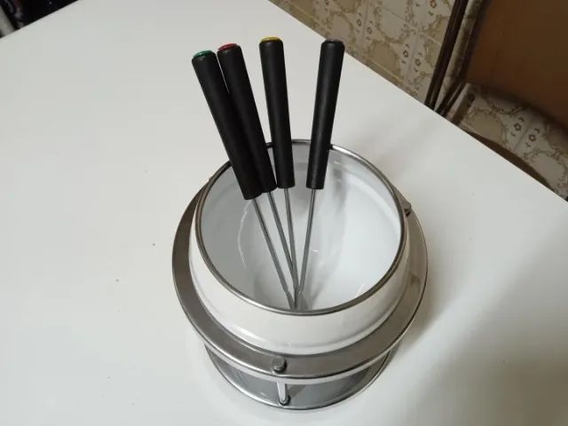 Kit p/ fondue em Aço Branco 18 cm x 14 cm x 14 cm - Foto 3
