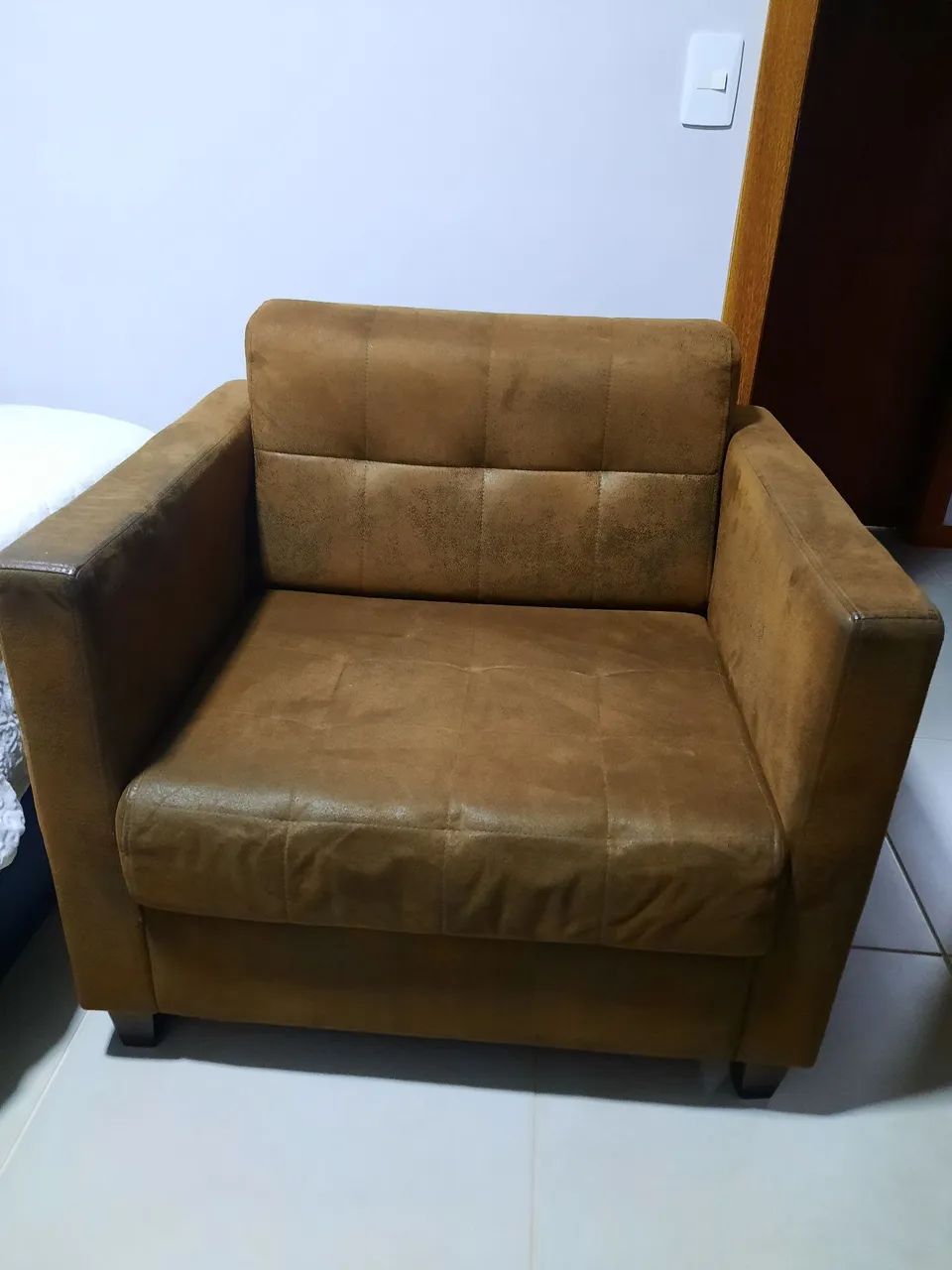 Super comfortable armchair64352547066882120