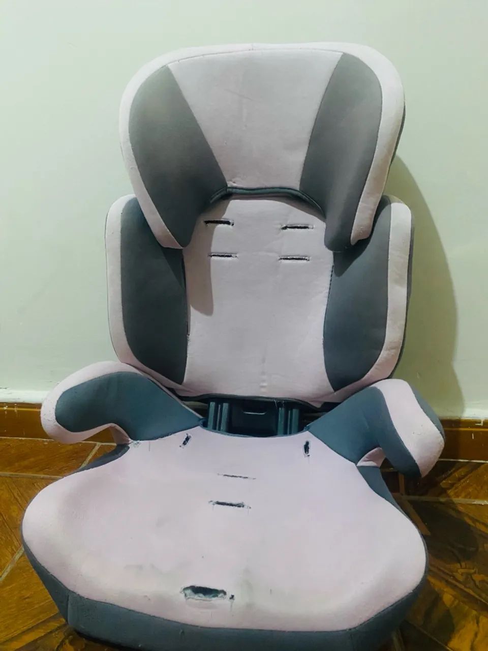 Cadeirinha e assento para carro 