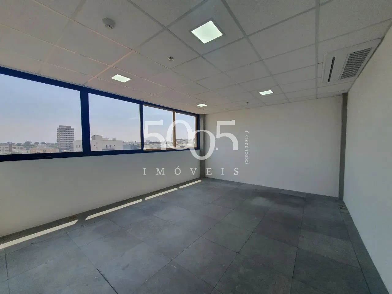Sala para Locação no Edifício Torre INC 50- Itu Novo Centro, Itu-SP: 2 Salas, 1 Banheiro,