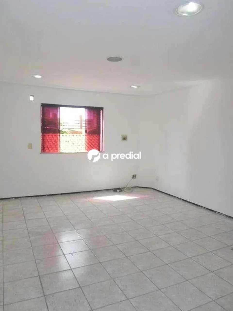 Locação de Comercial / Sala na cidade de Fortaleza - Foto 2