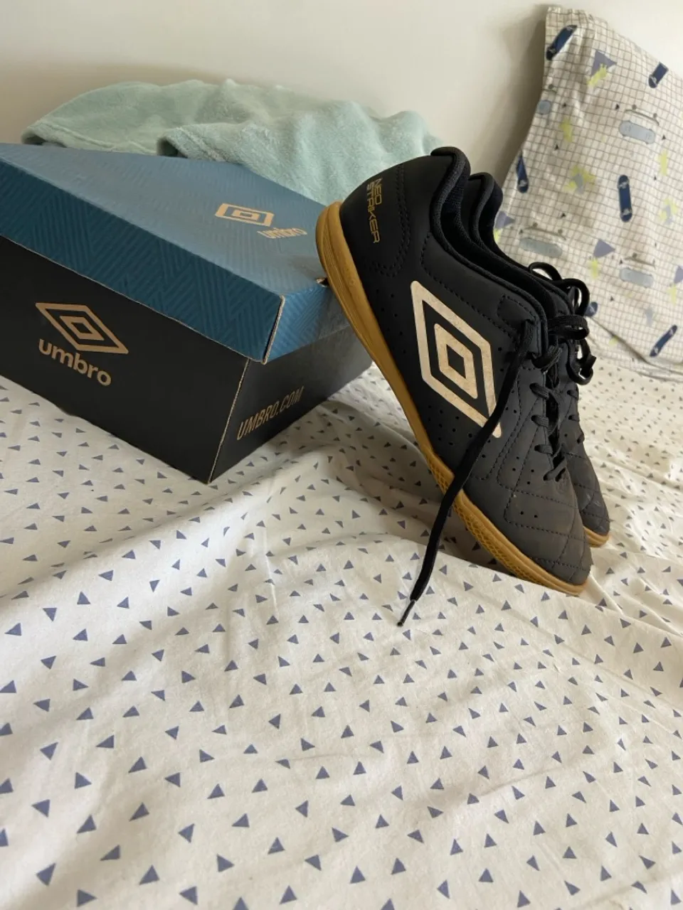 Chuteiras Umbro Futsal - Tamanho 39
