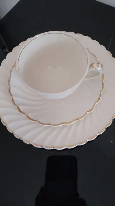 Par de xícaras com pires e pratinho, para Chá. Inglês. Vintage - Foto 2