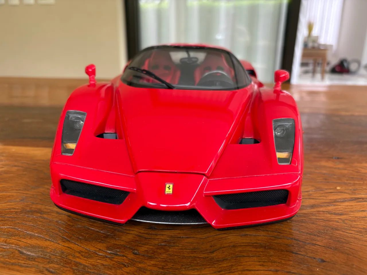 ディアゴスティーニ　Ferrari Enzo 1/10 赤 Planeta DeAgostini - Ferrari Enzo - 1/10 - HTC - MODELISMO