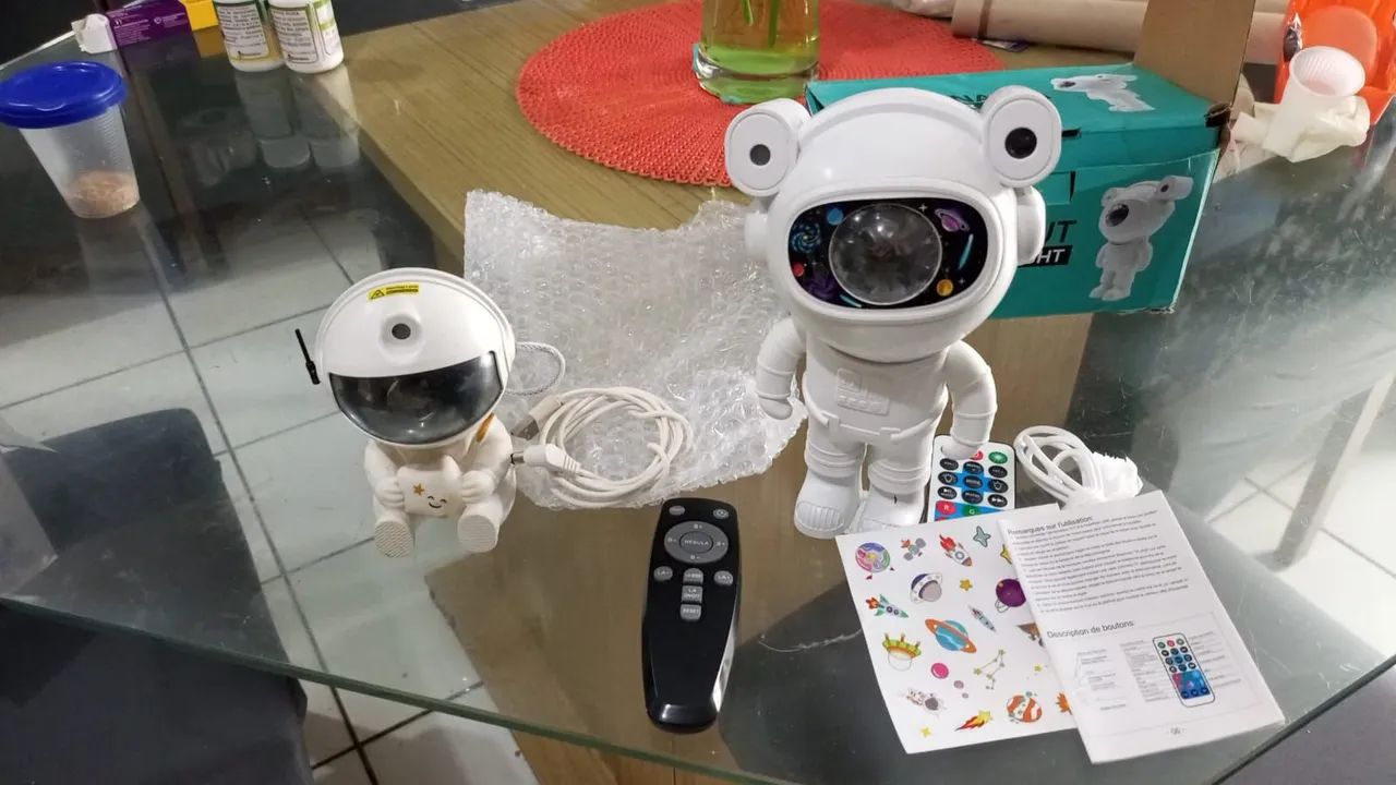 Vende-se projetores galáxia 