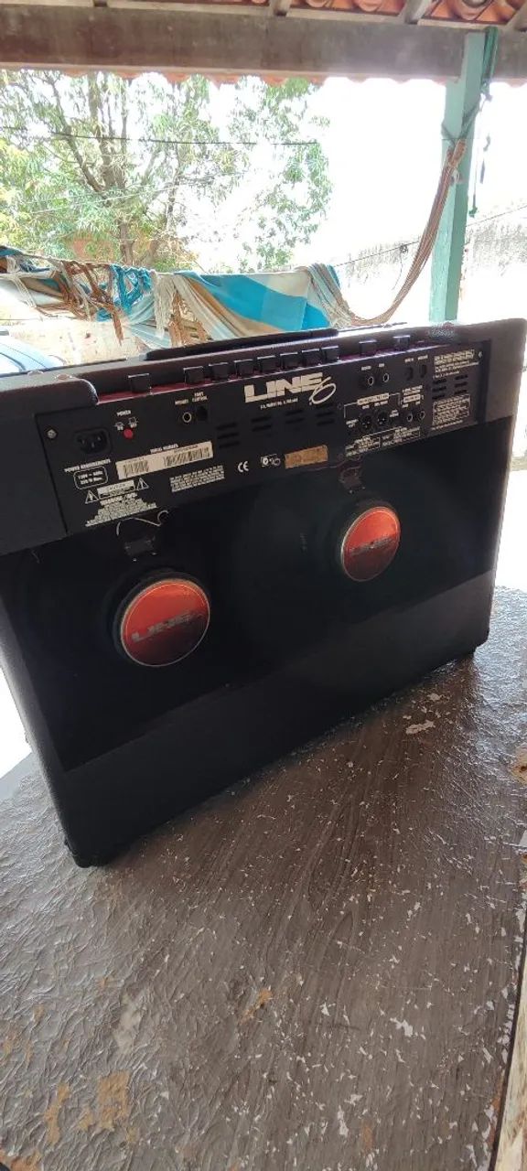 Amplificador Line 6 Spider V 20 - Foto 2