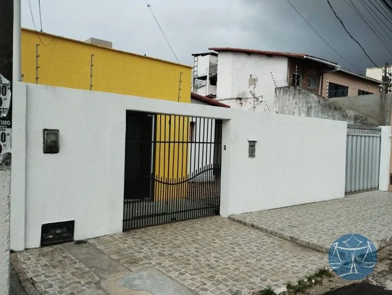CASA CANDELÁRIA TRÊS QUARTOS PARA ALUGAR - Foto 2