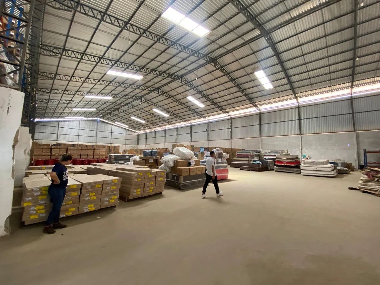 GALPÃO INDUSTRIAL 3.500M² E LOGISTICO LOCAÇÃO RIO PRETO DA EVA/AMAZONAS - Foto 3