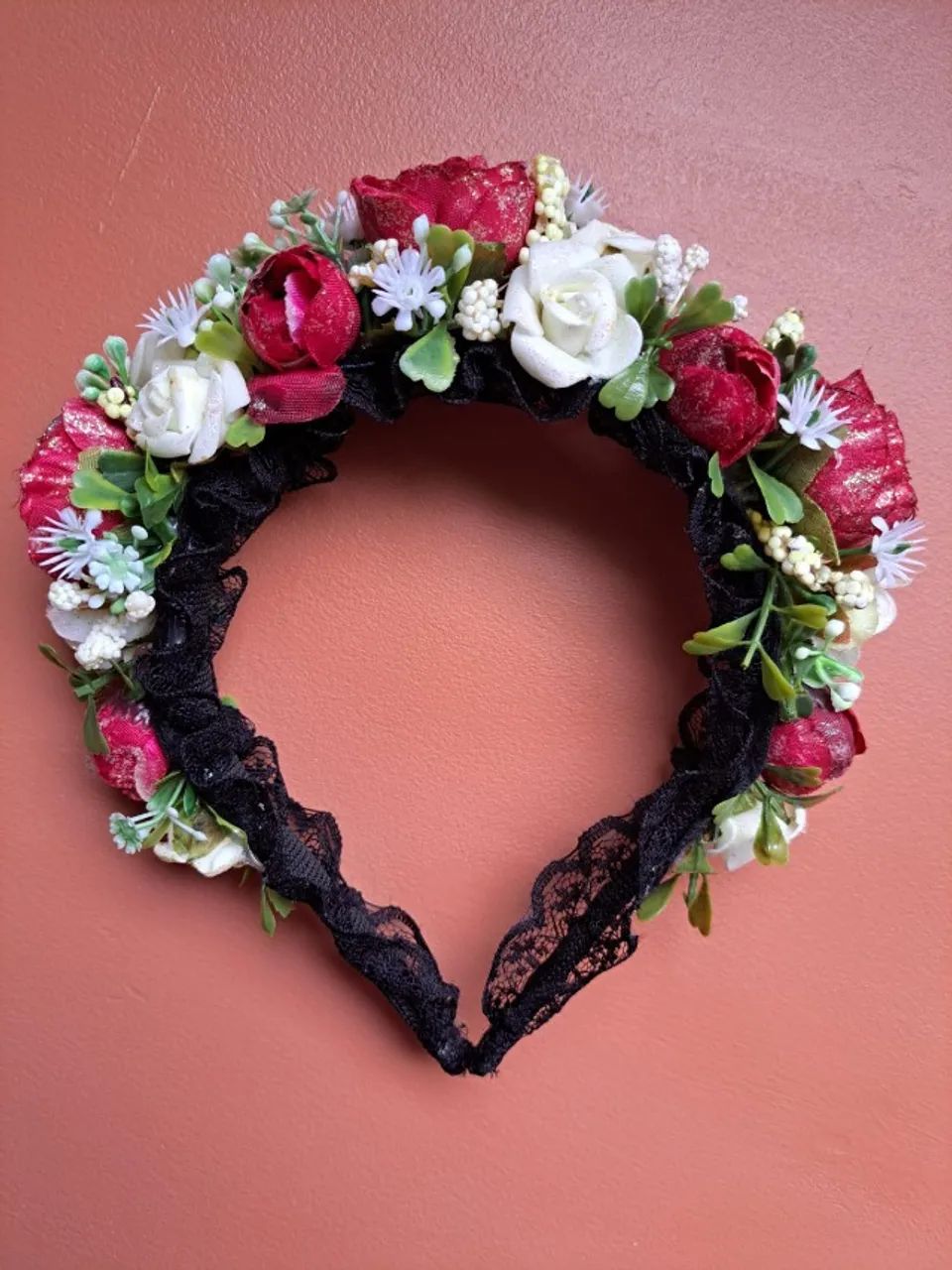 Tiara de Flores Estilo Alemão