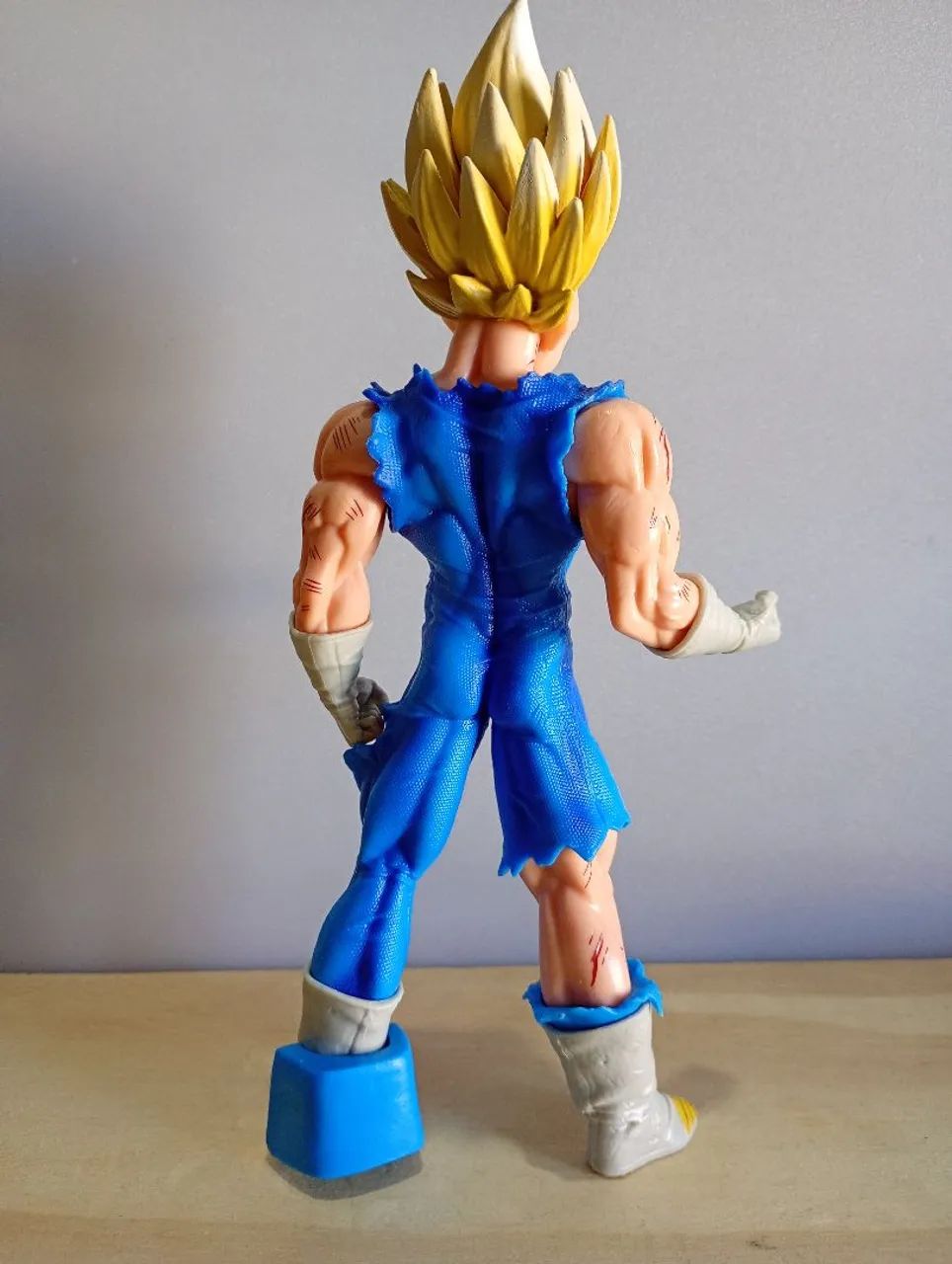 Boneco Vegeta Super Saiyajin Majin - Foto 5