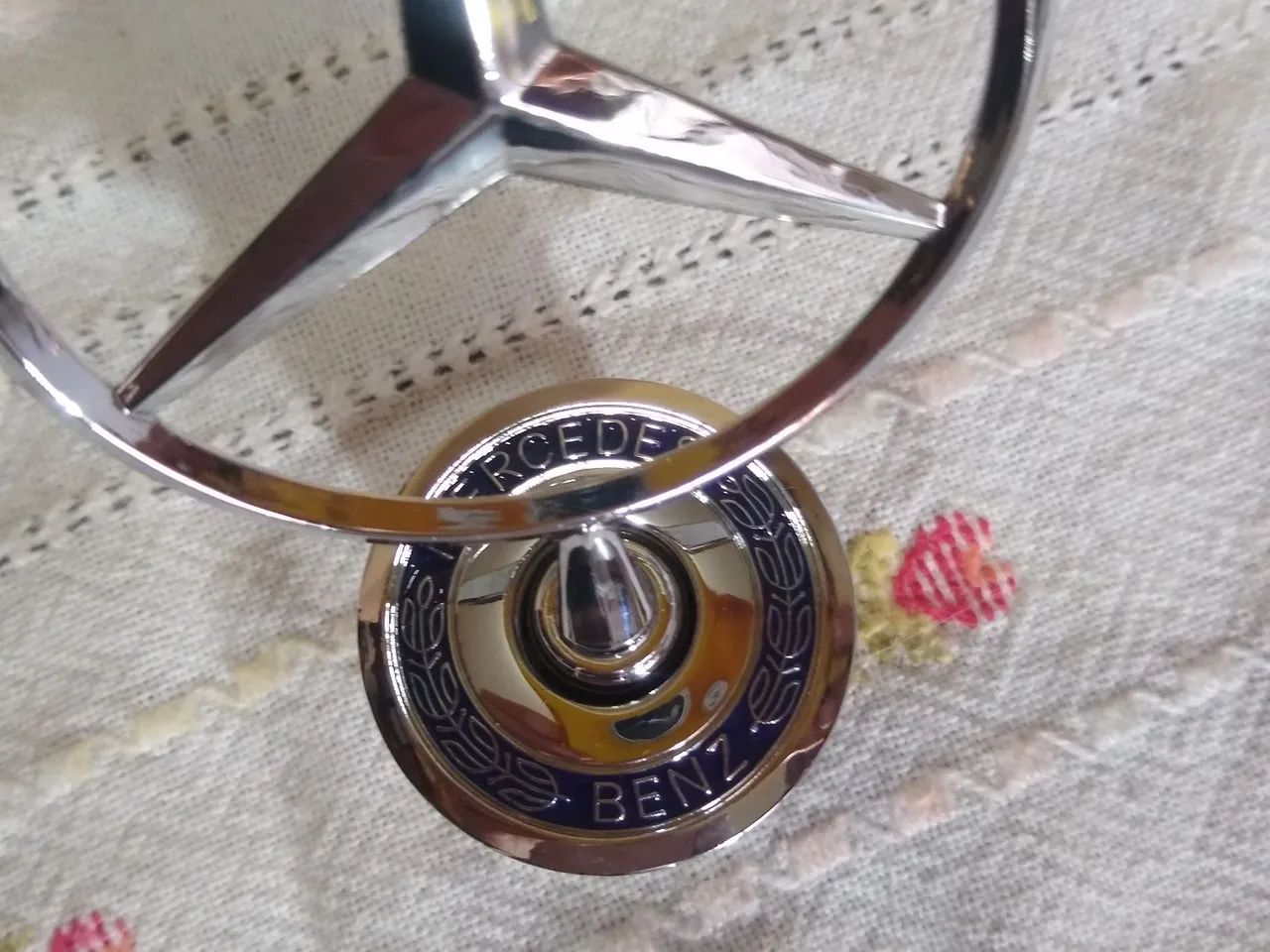 Mercedes Bens emblema original  - Foto 5