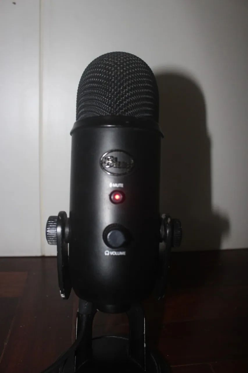 Microfone de Mesa Blue Yeti - Foto 3