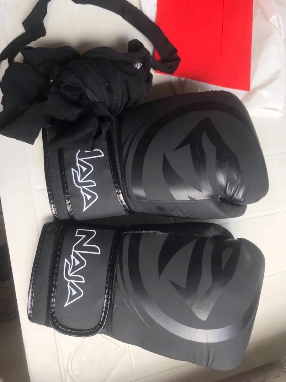Luvas de Boxe Naja Profissional e 2 par bandagem