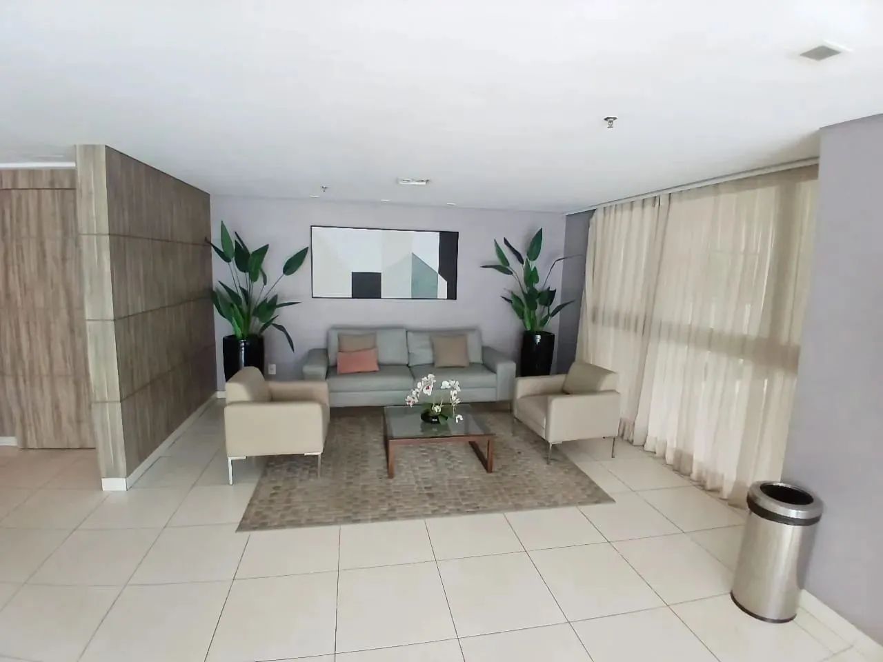 CENTRO- AVENIDA HERACLITO GRAÇA,733 - APTO 703 Apartamento de 90m² Mobiliado,com ampla Sal - Foto 4