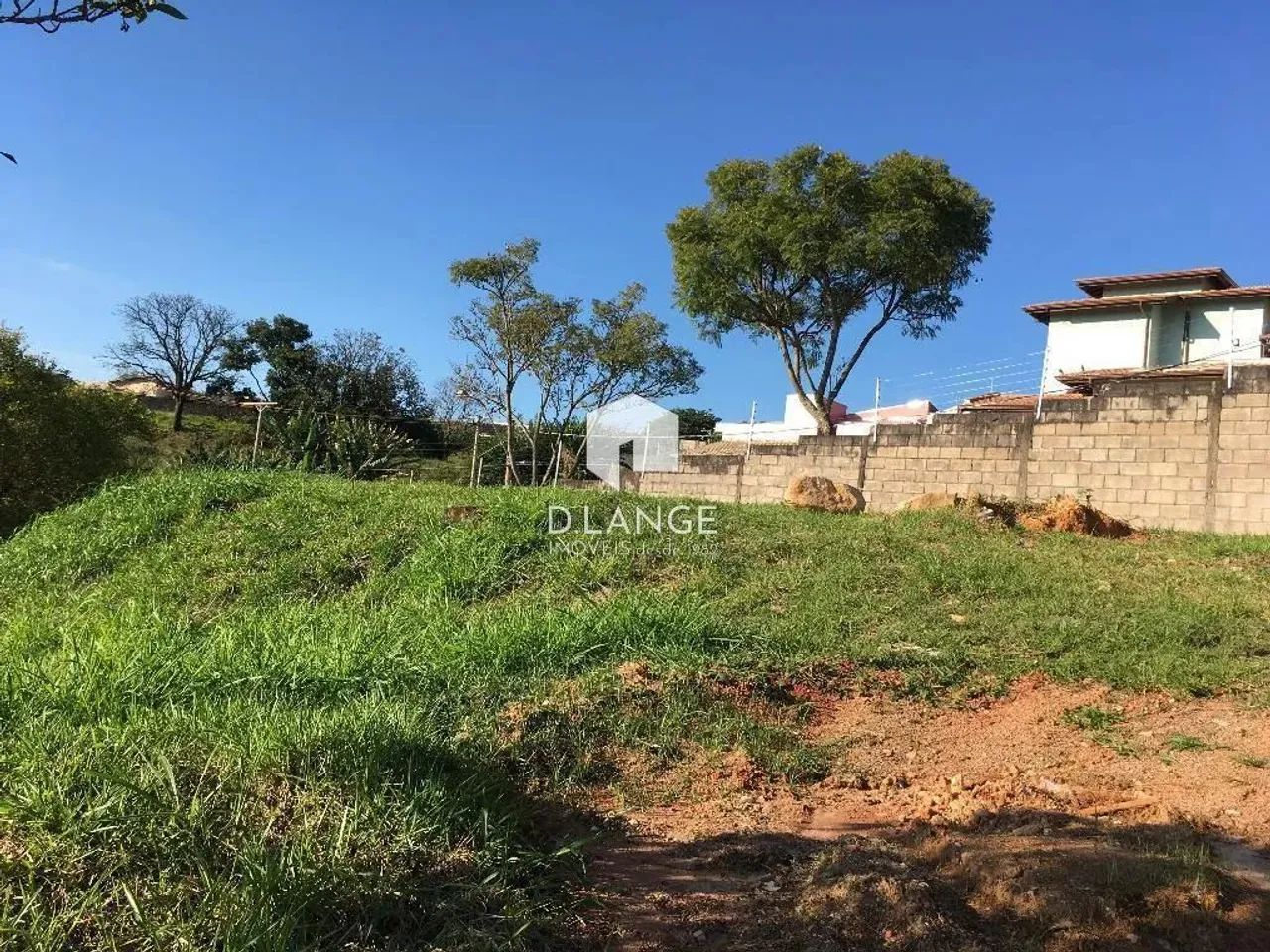 Terreno à venda no Condomínio Villa Fontana em Valinhos