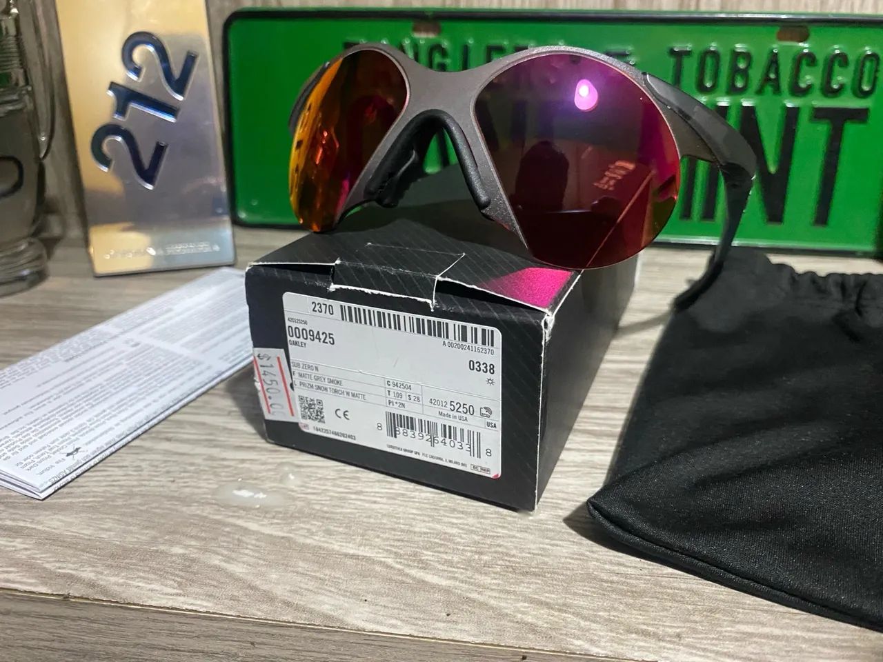 Óculos de sol Oakley Sub Zero - Novo