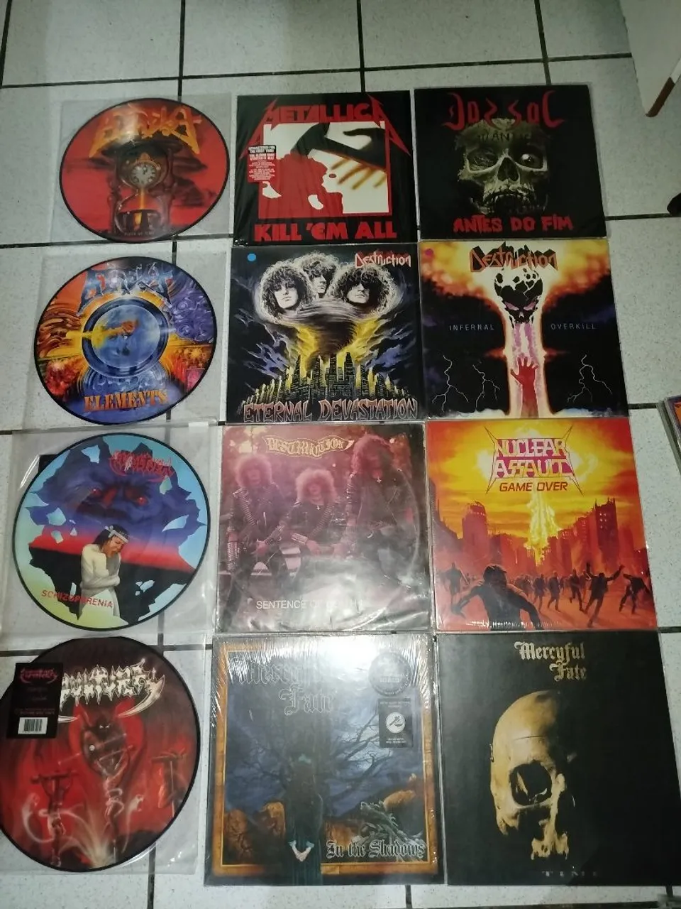 Coleção de Vinil de Metal - Clássicos Imperdíveis.