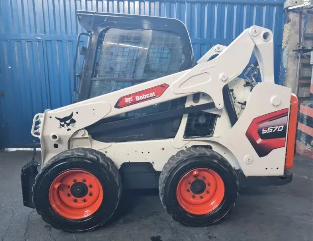 Minicarregadeira Bobcat S570 2023 1913.9hs Ar+hf+2 Speed