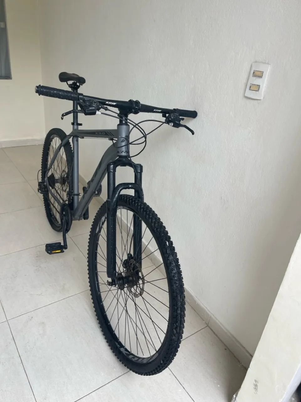 Bicicleta Aro 29 ( semi nova ) aceito propostas 