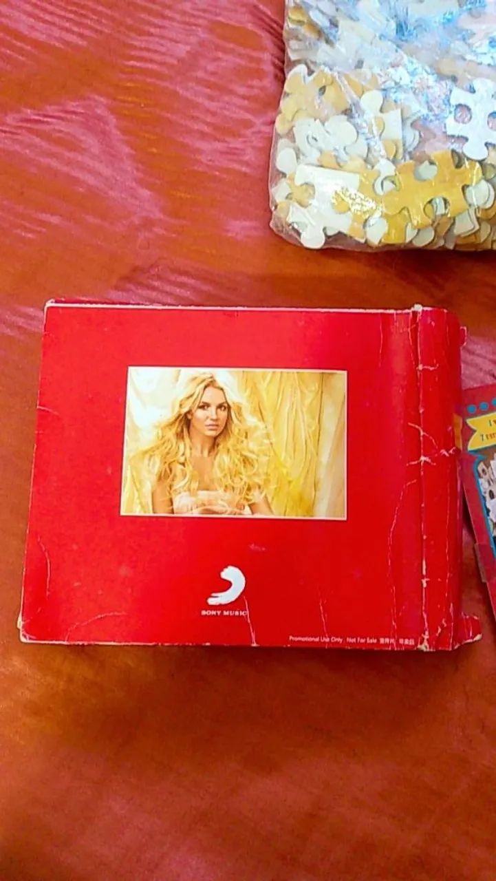 Britney Spears Circus chines com quebra-cabeça. - Foto 3