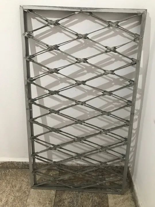 Grade de ferro para janela. - Foto 2