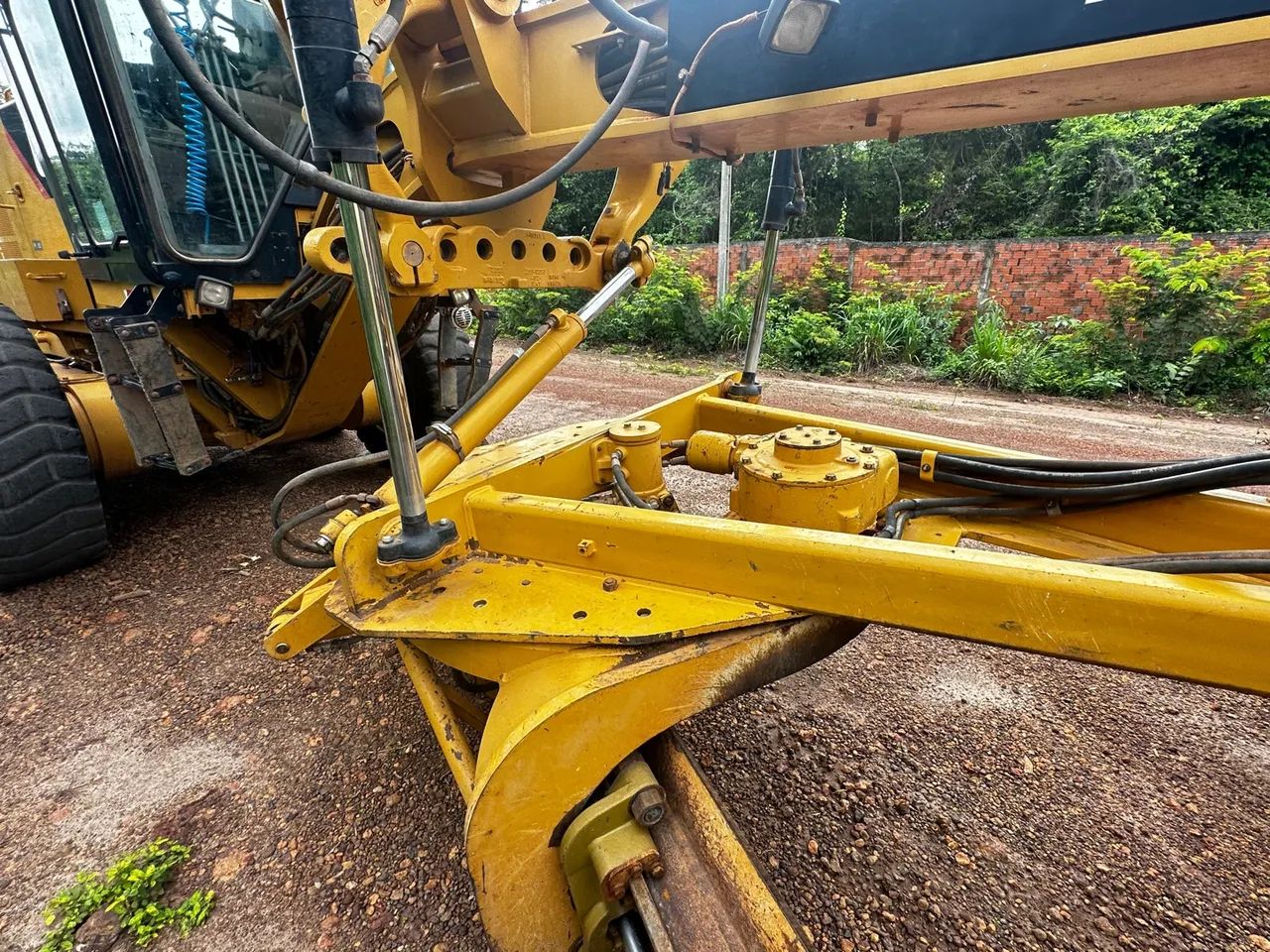 Motoniveladora Patrol Caterpillar 140K - Foto 3