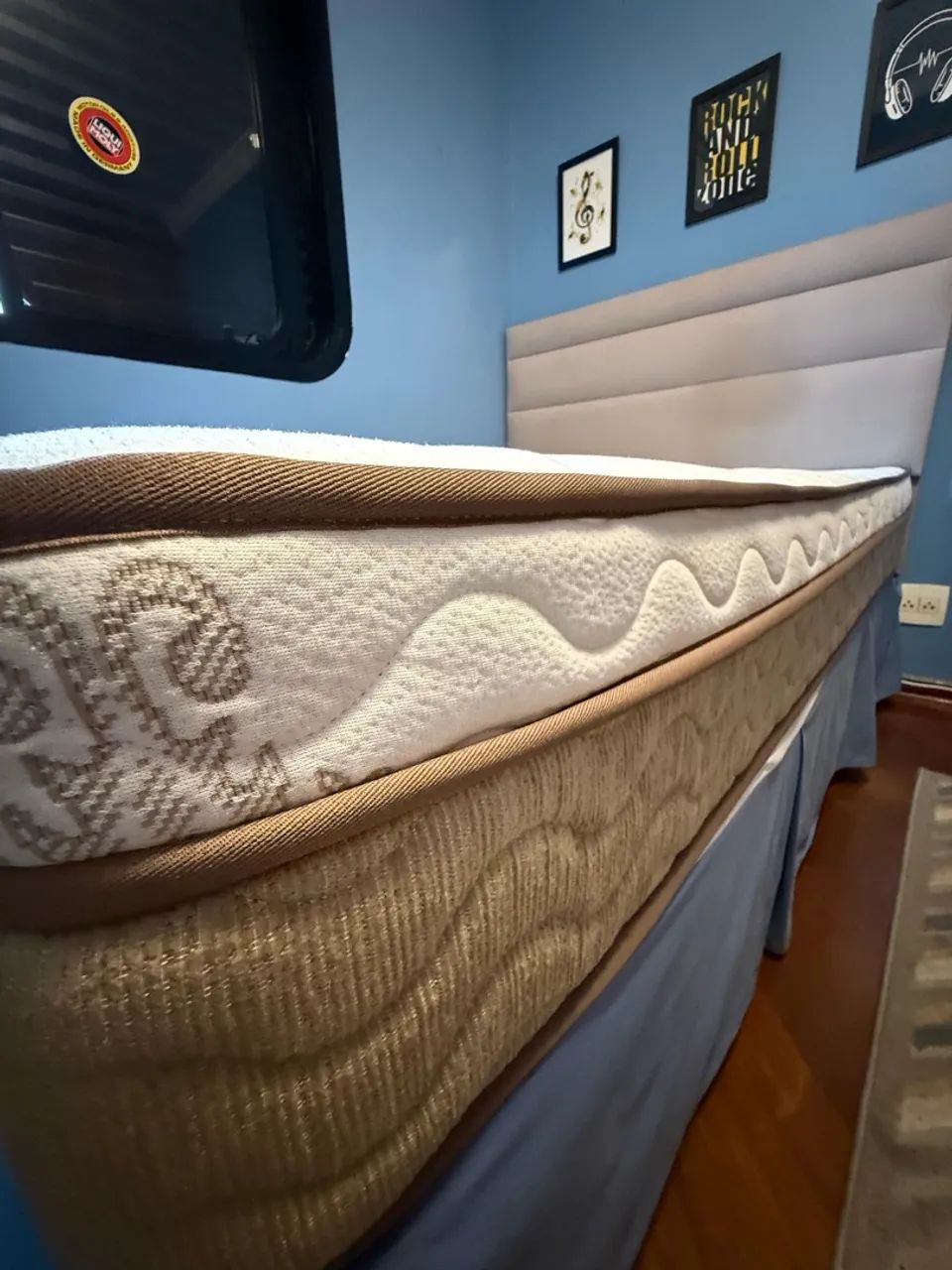 Cama Casal Box + Pilow top mola ensacada + cabeceira tecido  - Foto 6