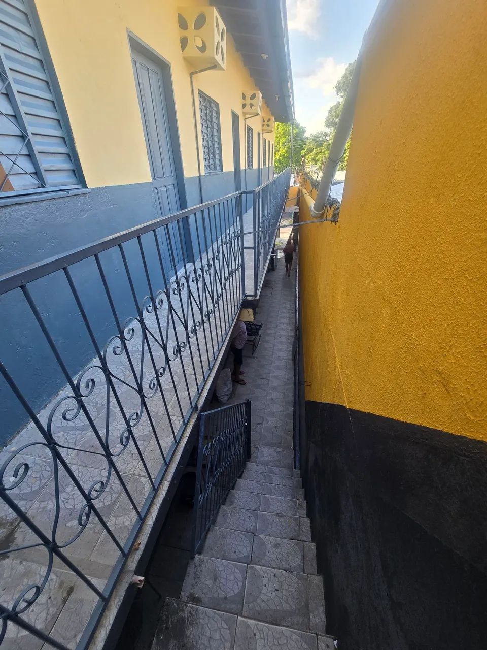 VENDO VILA DE 2 PAVIMENTO NOVO ALEIXO 