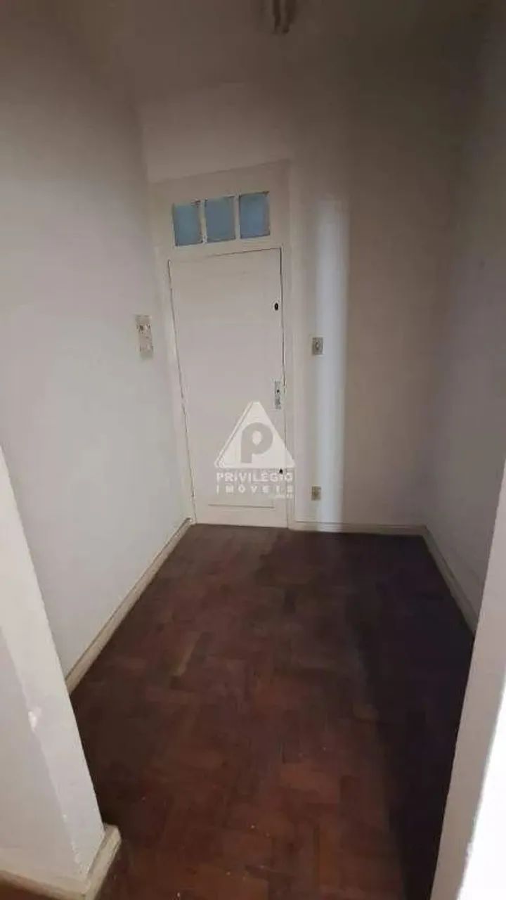 SALA COMERCIAL NO CENTRO, ÓTIMA LOCALIZAÇÃO. - Foto 2