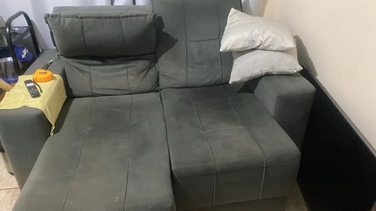 Sofá retratil e reclinável, 150 cm de largura. - Foto 2
