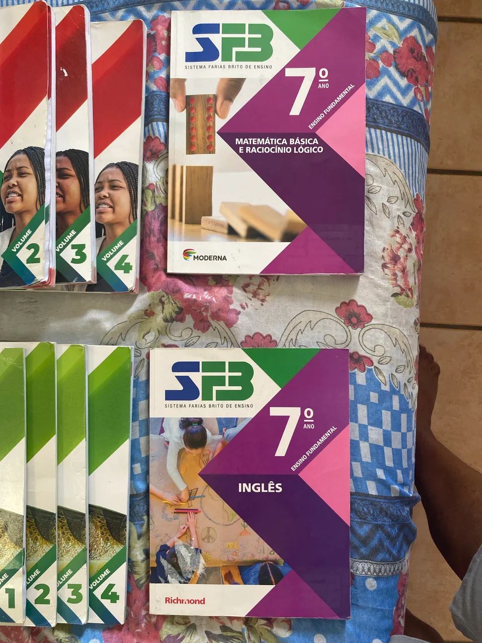 Livros SFB(sistema Farias Brito de ensino 7-ano - Foto 4