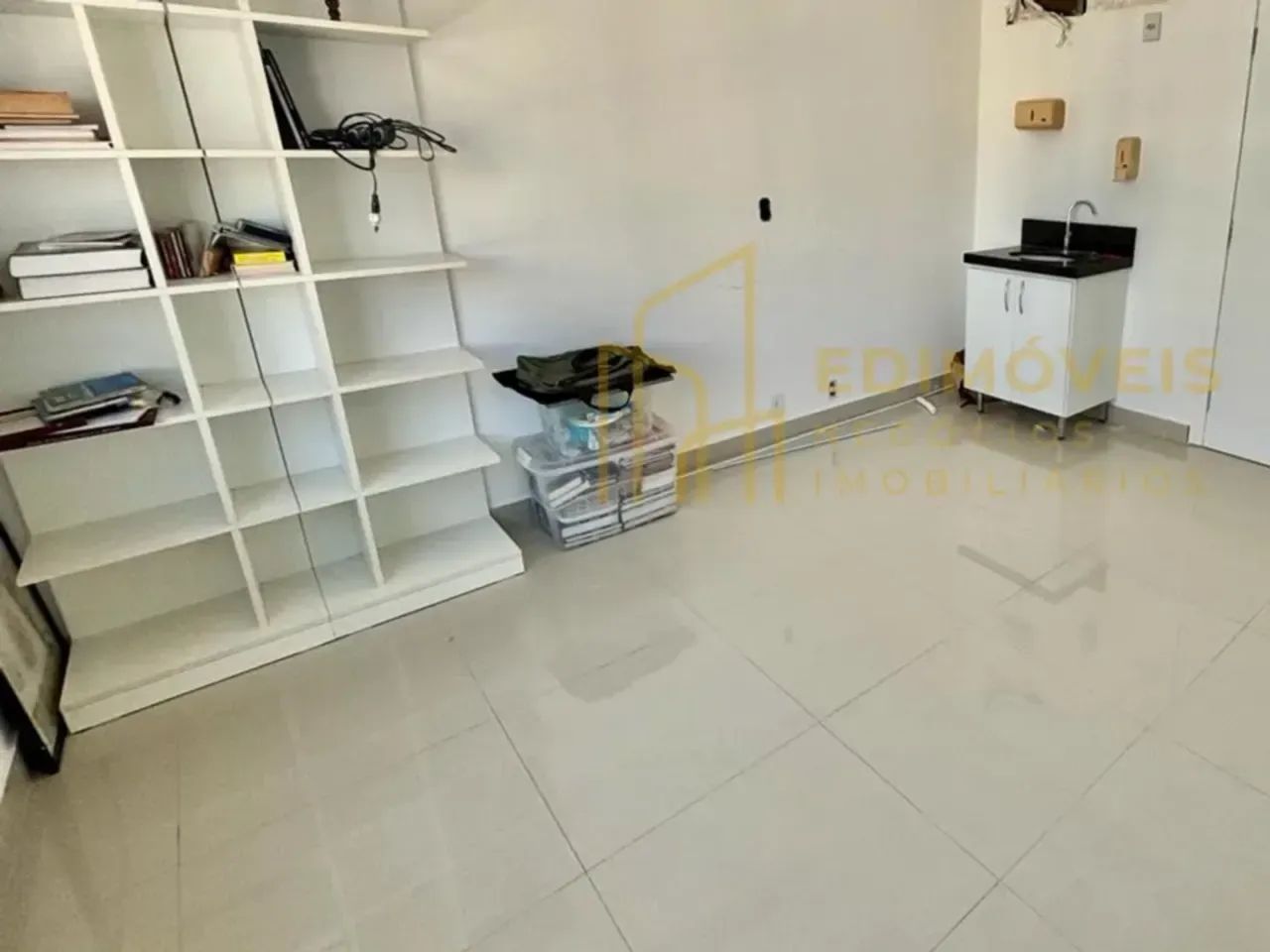 Oportunidade no Jardim Limoeiro: Sala comercial com banheiro e copa - Foto 4