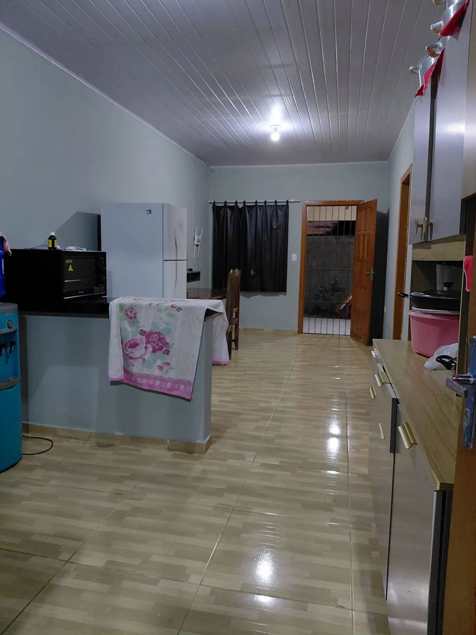 Vendo uma casa e um ponto comercial.  - Foto 5