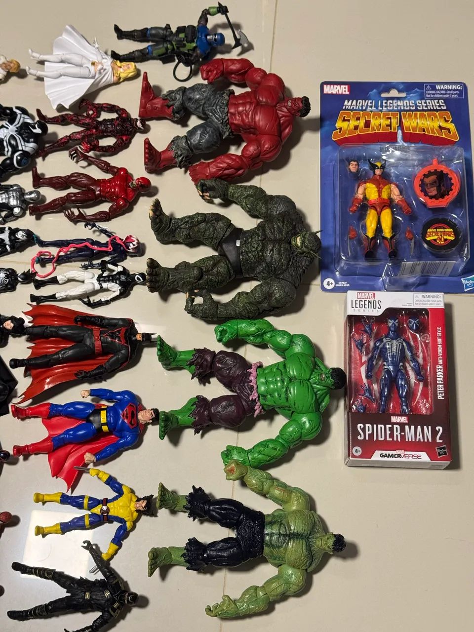 Coleção Marvel Legends DC Multiverse sob consulta - Hobbies e