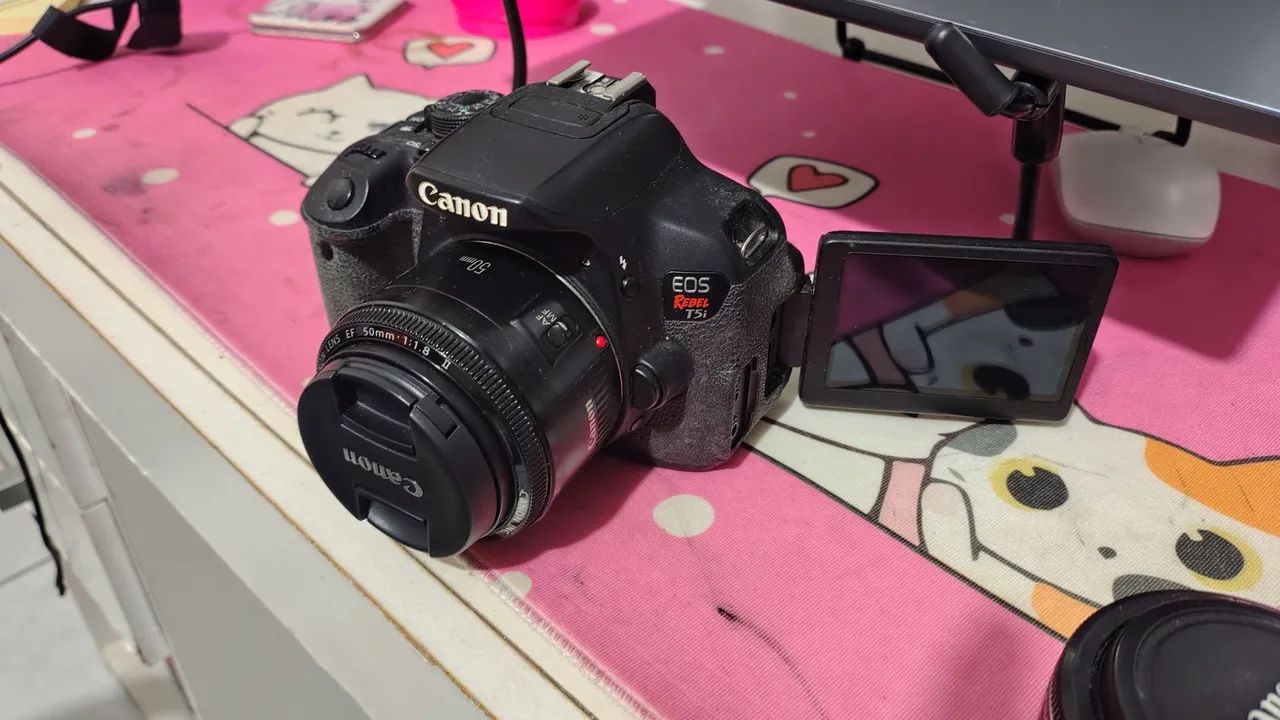 Câmera Rebel T5i