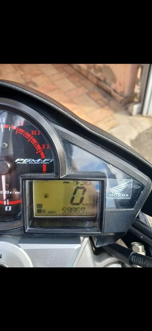 Vendo Honda cb 300 2015  - Foto 5