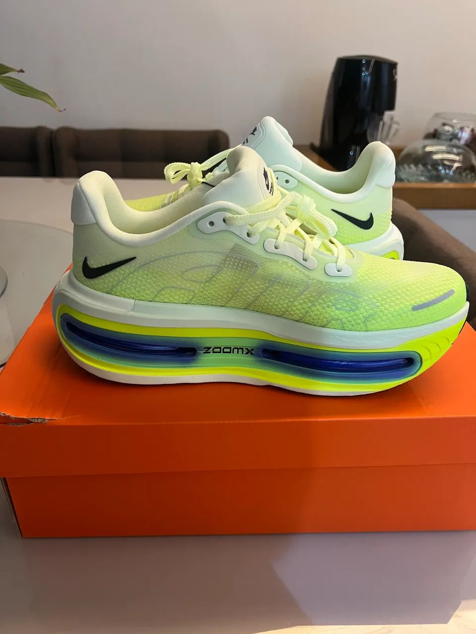 Nike Vomero Premium Volt Tint Sapphire - Foto 2