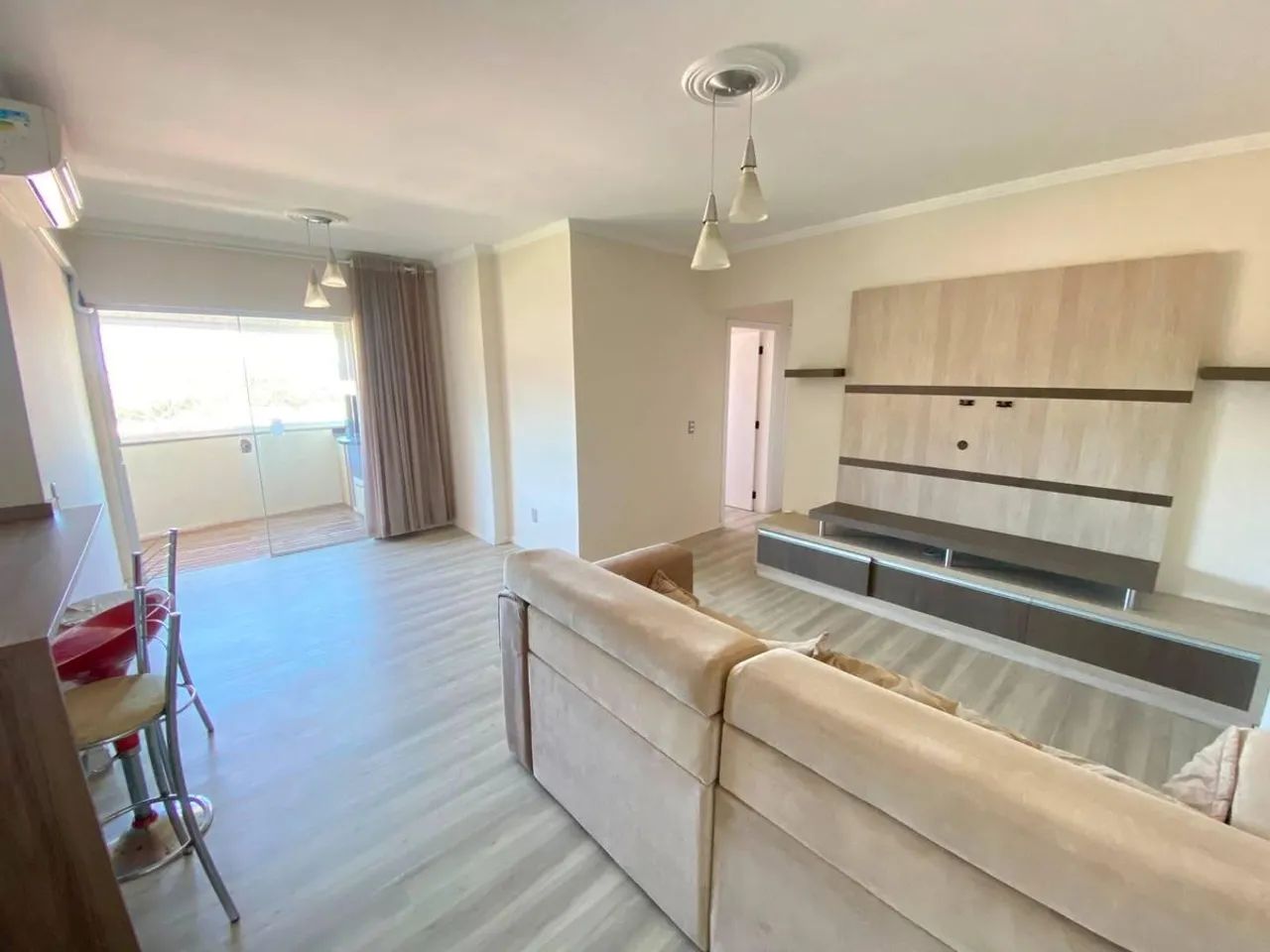 Apartamento para Aluguel no Centro com 80m² e 2 dormitórios/quartos disponíveis - Foto 2
