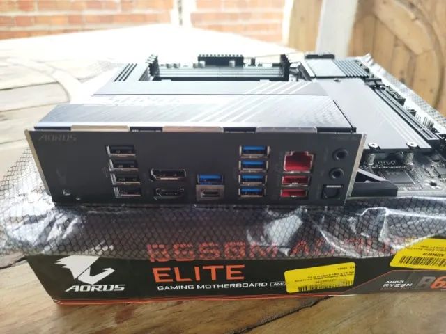 Placa Mãe B650M Aorus Elite AM5 - Zerada (Na Caixa) - Foto 4