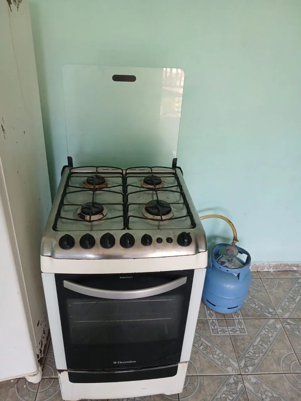 Fogão quatro bocas Electrolux - Foto 2