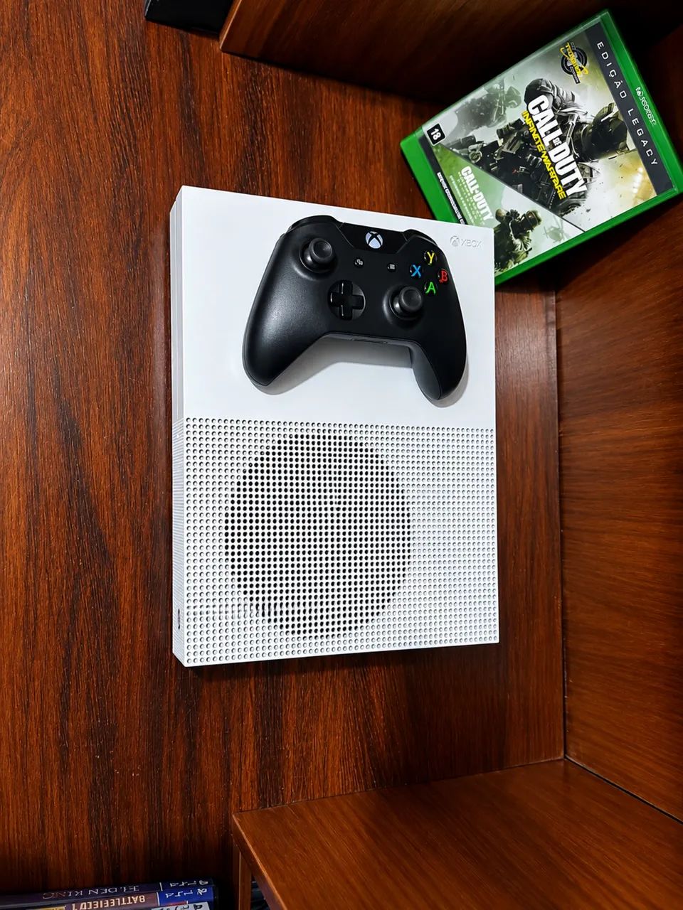 XBOX ONE S 1TB - Foto 2
