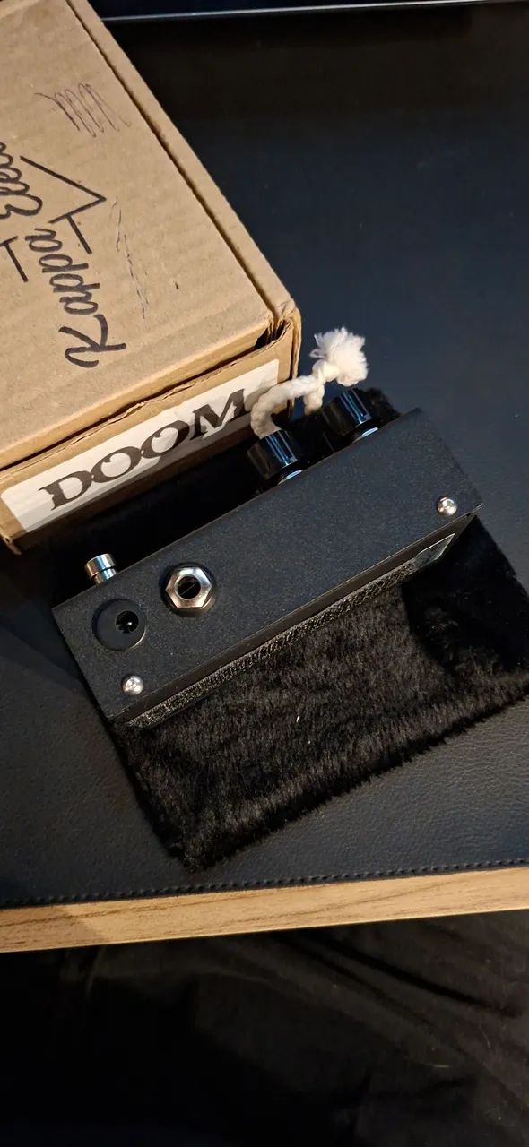 Pedal de distorção (guitarra) DOOM Kappa Electronics - Foto 3