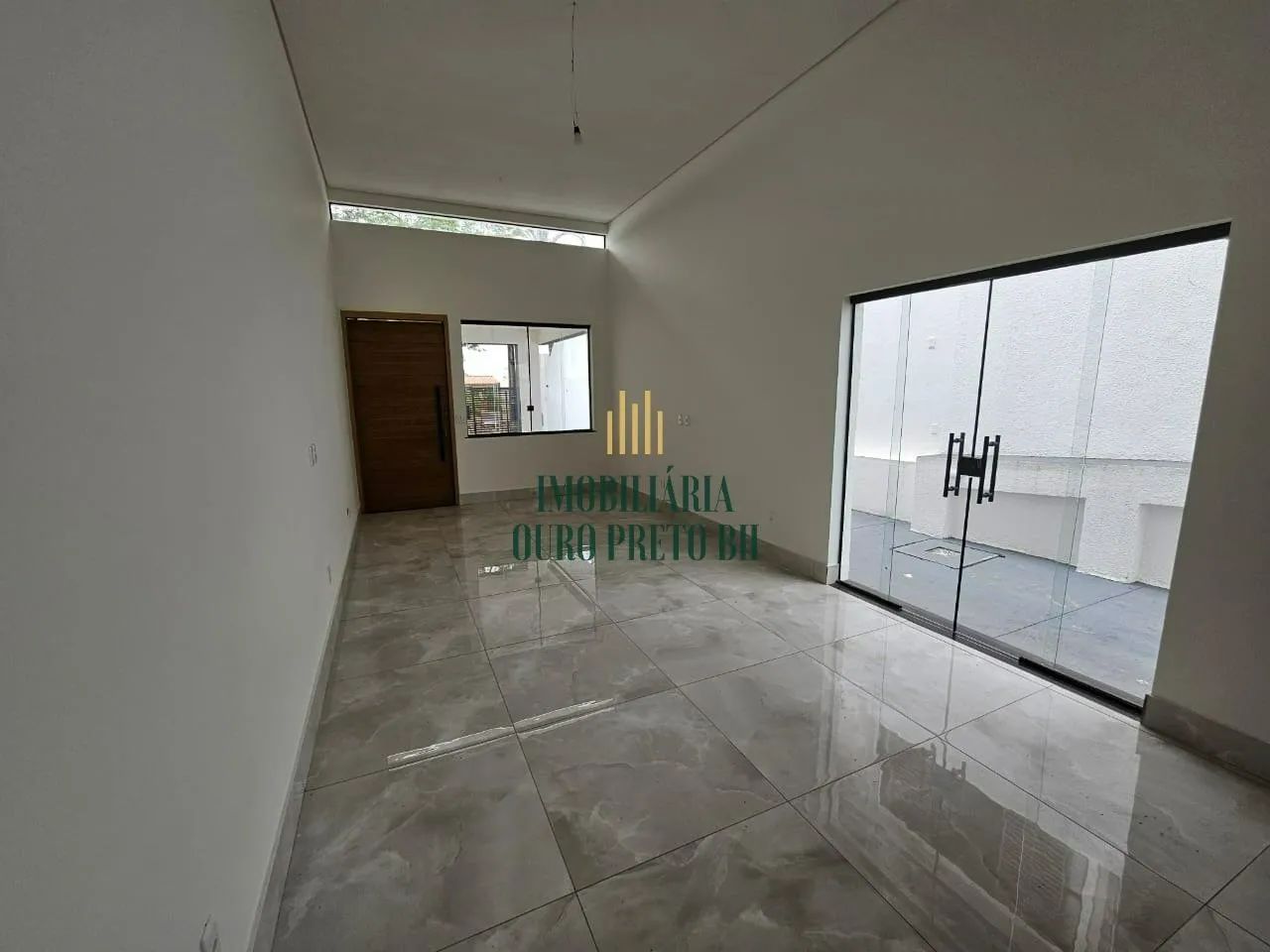 Casa geminada com 3 quartos, 260m², para locação no Copacabana. - Foto 2