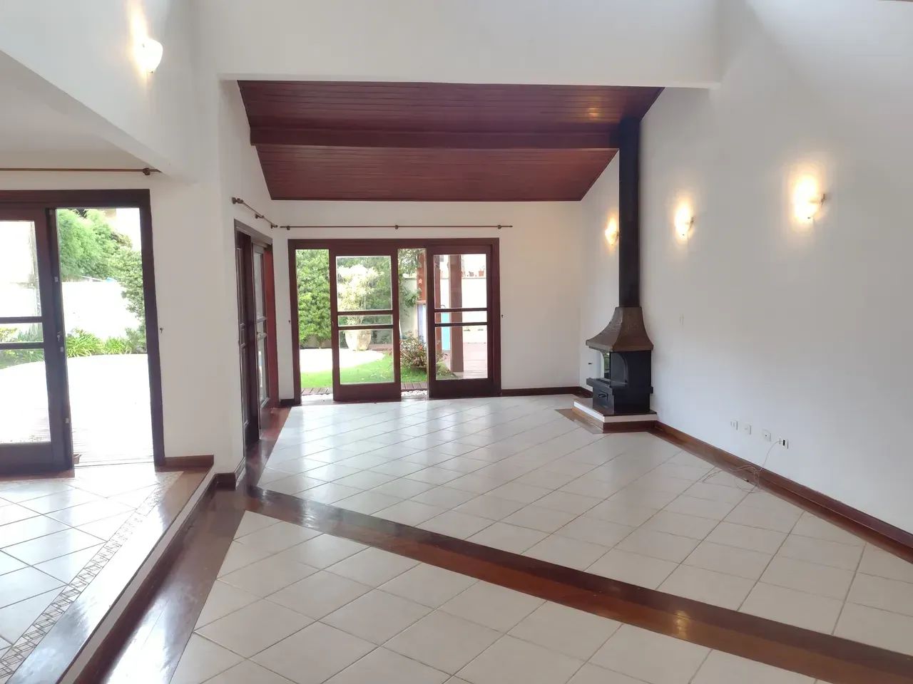 Casa 03 suítes com piscina e churrasqueira - Aldeia Serra - Foto 2