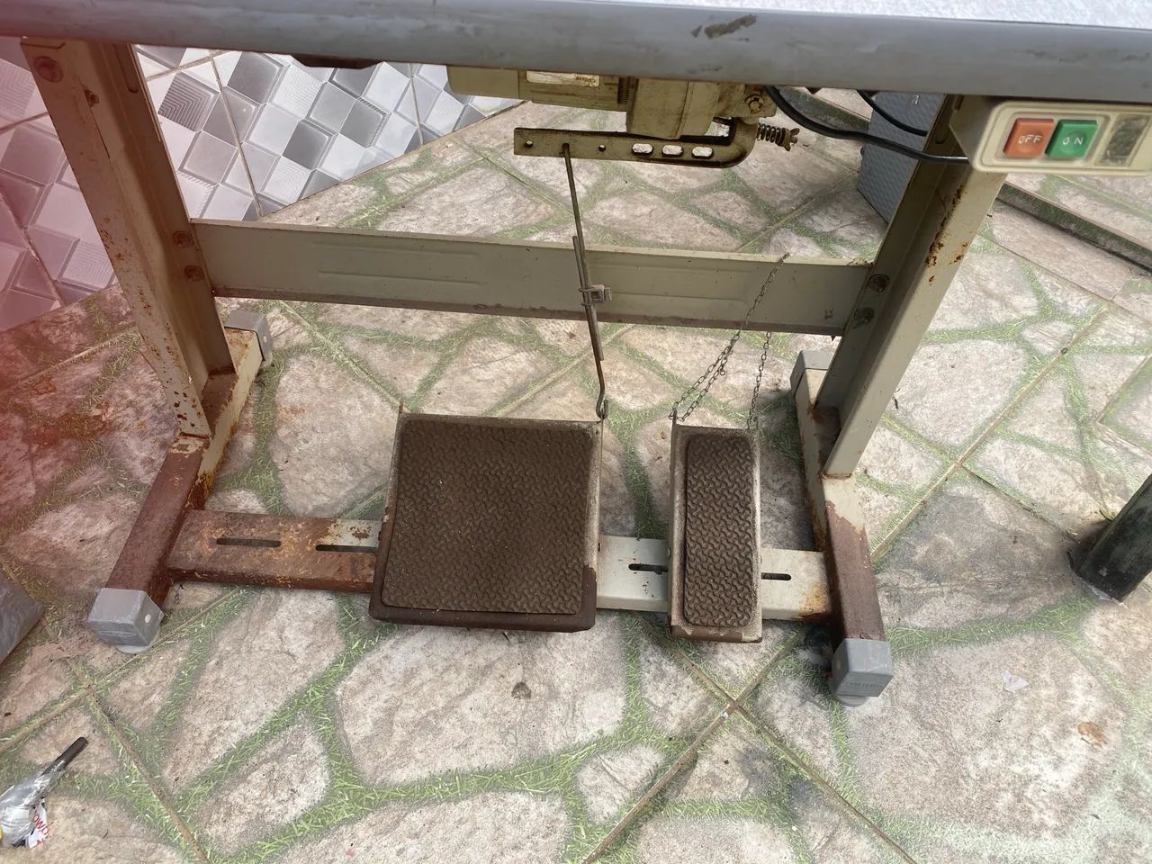 Máquina de costura - Foto 2